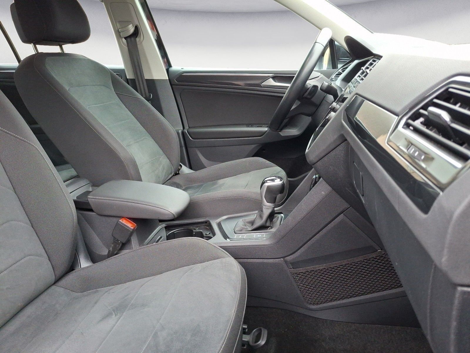 Volkswagen Tiguan - Bild 9