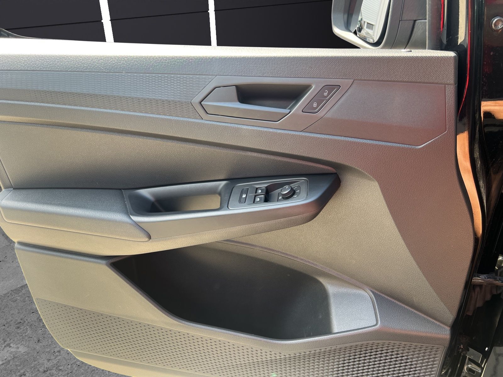 Fahrzeugabbildung Volkswagen Caddy TSI Kasten EcoProfi Klima DAB PDC