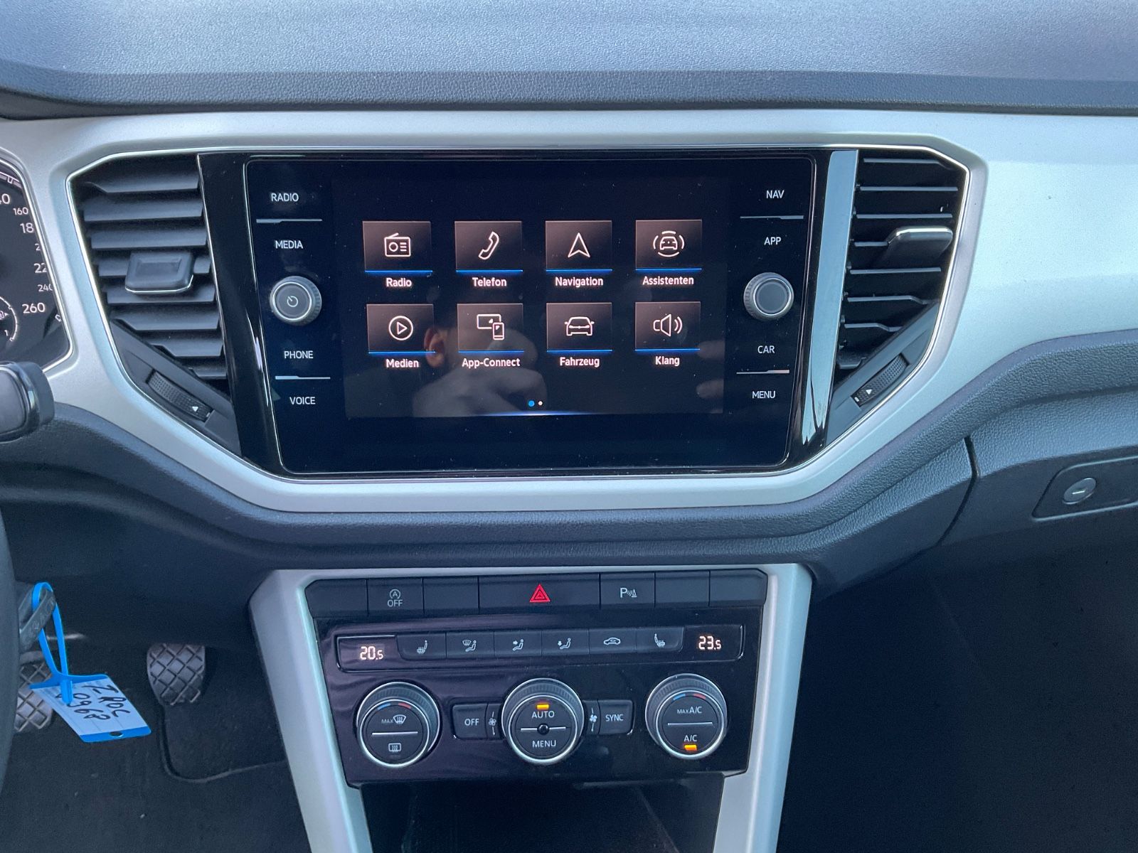 Fahrzeugabbildung Volkswagen T-Roc Cabriolet 1.5 TSI Style,AHK,GJR,ACC