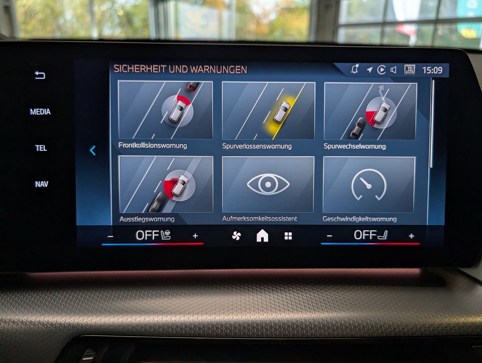 Fahrzeugabbildung BMW X1 23 i xDrive M-Sport H/K Pano Innov AHK Ad-LED