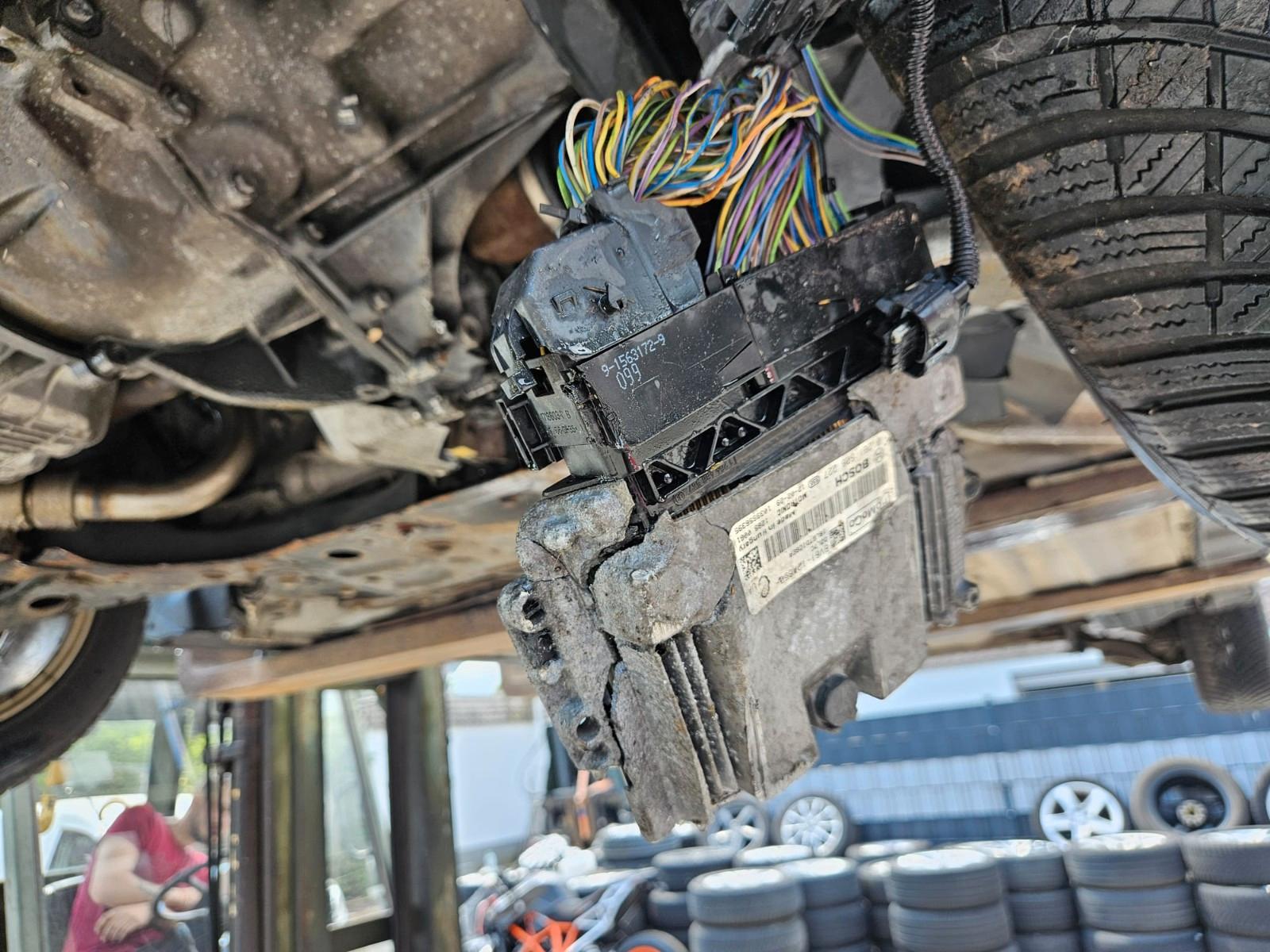 Ford Grand C-MAX 2012 — photo 26