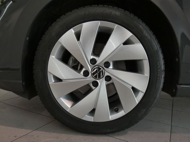 Golf 1.5 eTSI Style KAMERA SOUNDSYSTEM