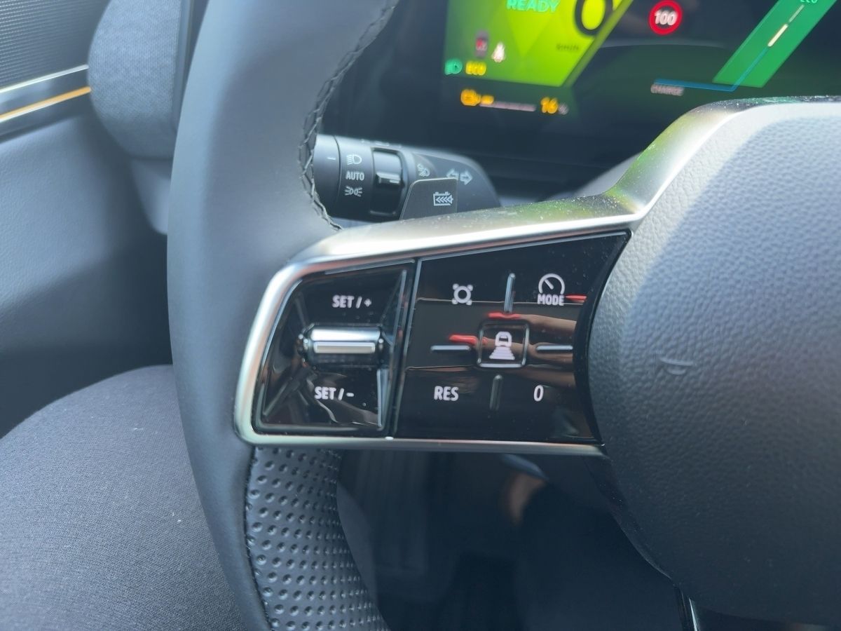 Fahrzeugabbildung Renault Scenic E-Tech 100% ele Techno 220 Long Range