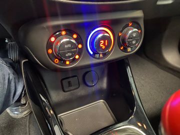 Bild 16 Opel ADAM ROCKS OPEN AIR PDC CARPLAY