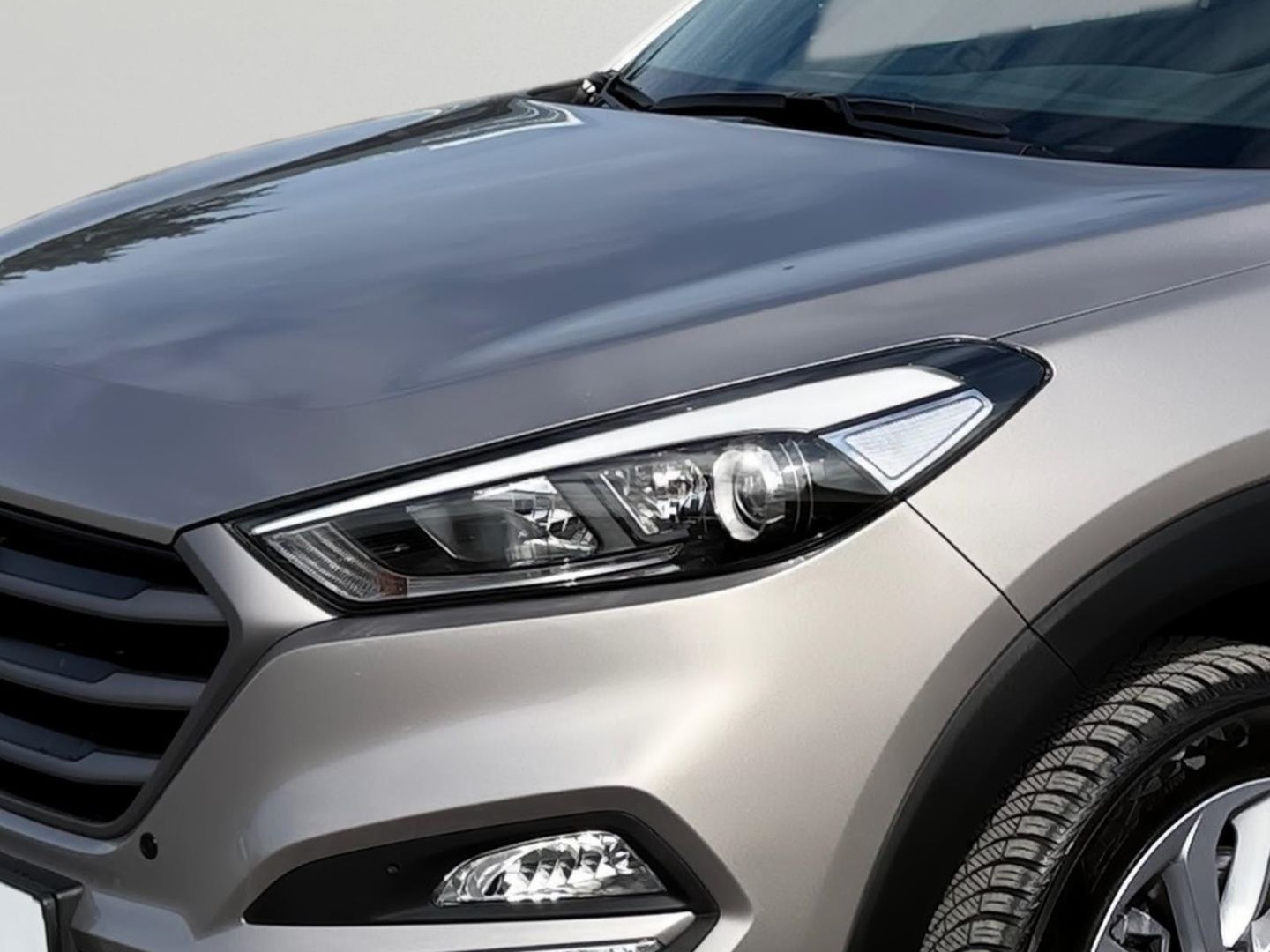 Fahrzeugabbildung Hyundai Tucson 1.6 Passion Navi Kamera Anhängerkupplung