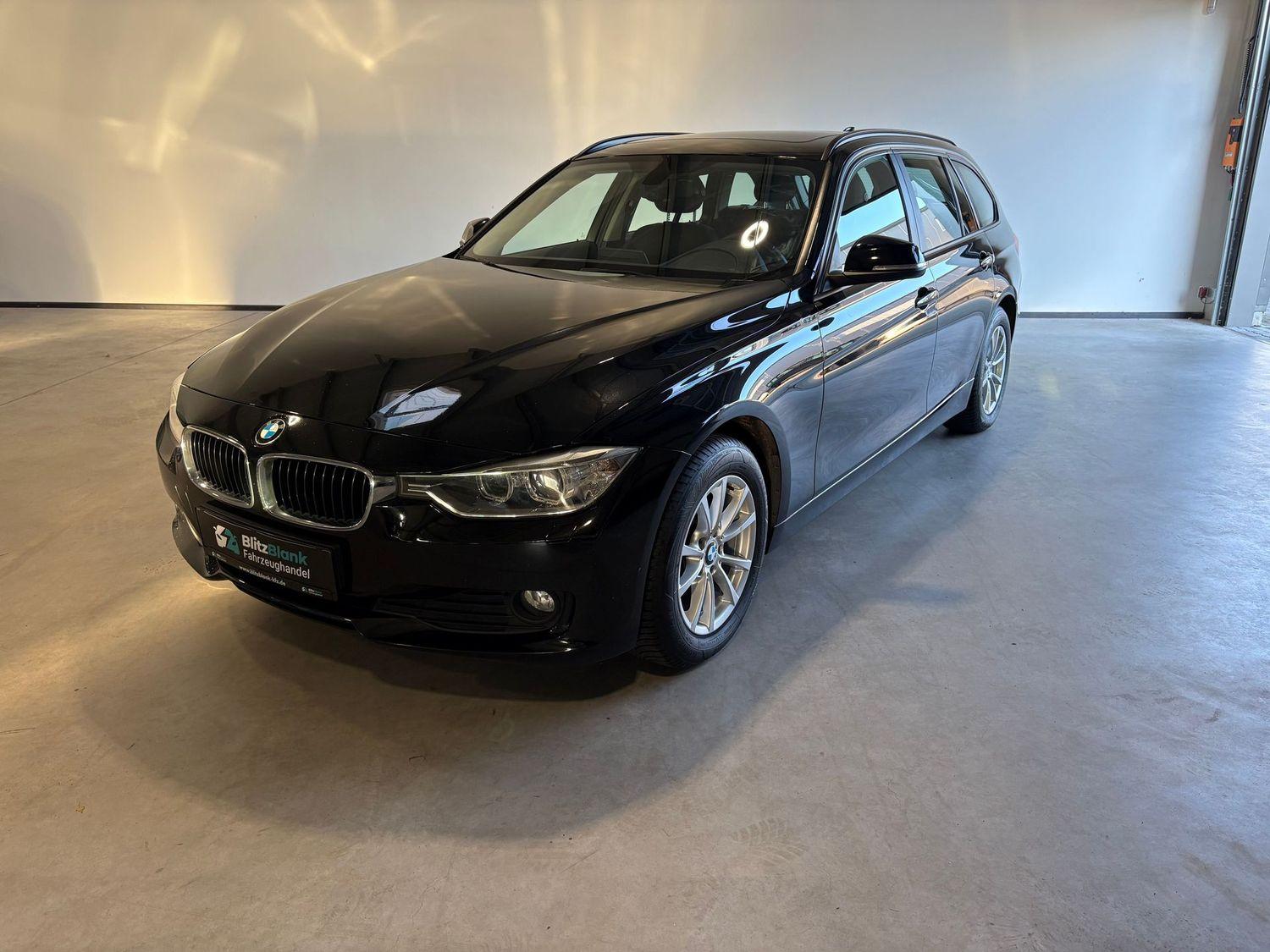 BMW 320 d PANO AHK XENON PDC NAVI
