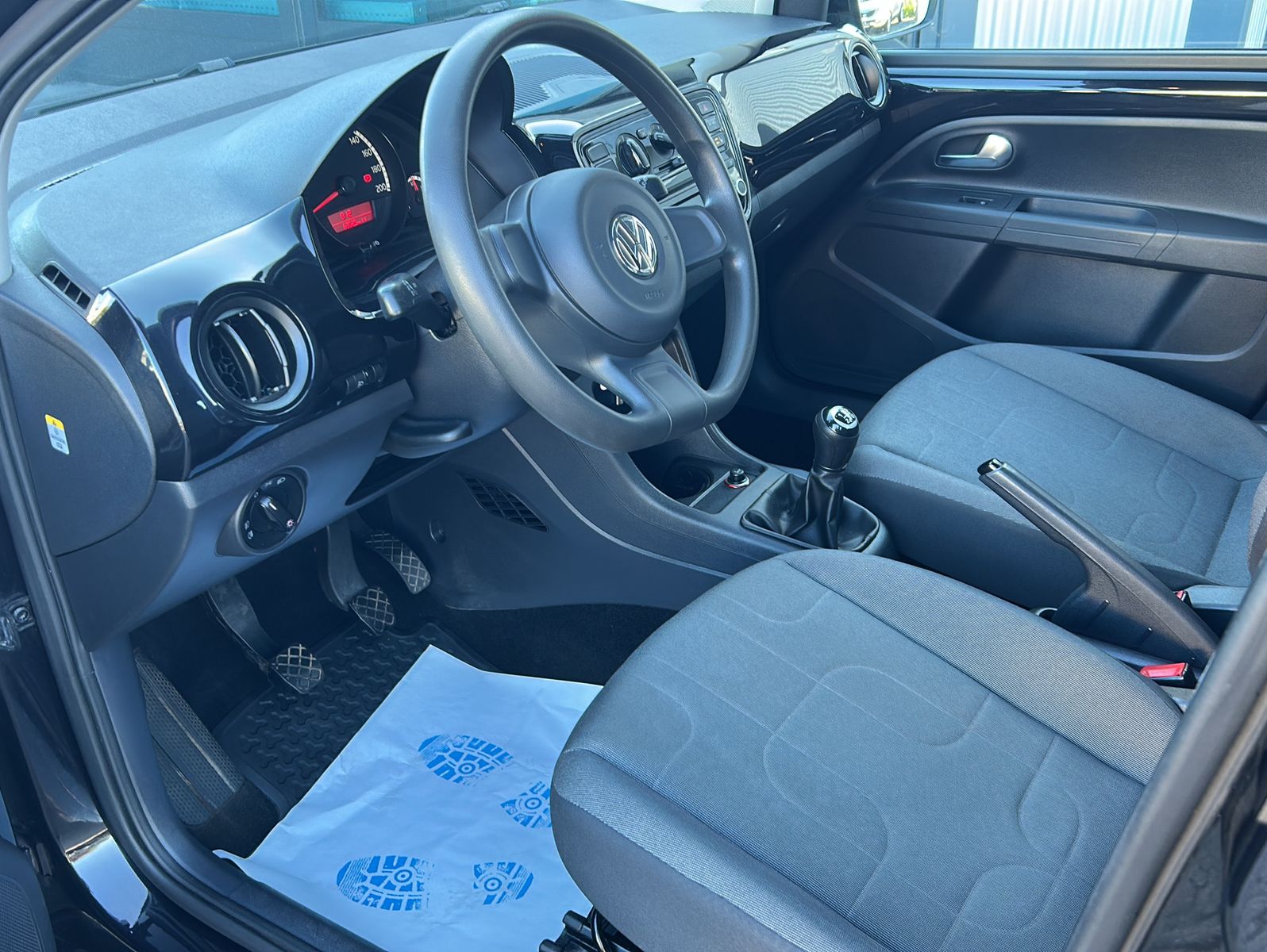 Fahrzeugabbildung Volkswagen up! move up!