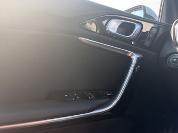 Kia cee'd Sportswagon 1.6 CRDi Platinum Edition Pano