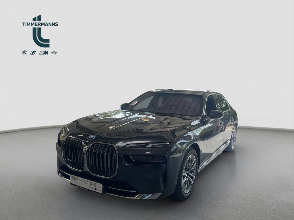 Image of BMW 740