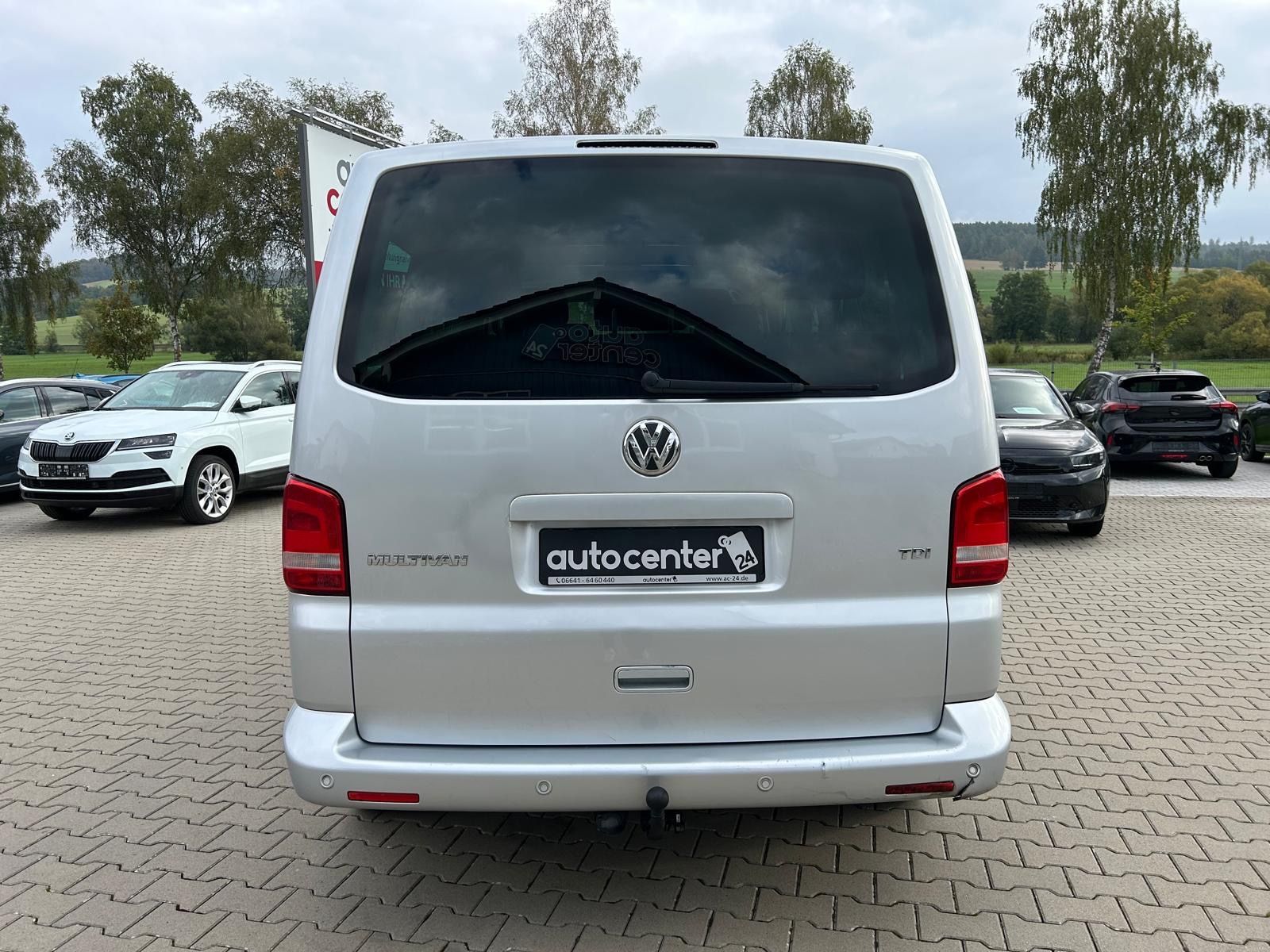 Fahrzeugabbildung Volkswagen T5 Multivan 2.0 TDI Match°Standheizung