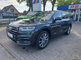 Audi Q5 55 TFSI e-tron quattro sport-s-line-20"-AHK- - Audi Q5 55 TFSI Gebrauchtwagen