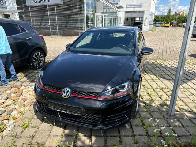 Volkswagen Golf VII Lim. GTI BMT