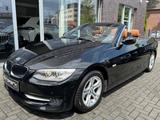 BMW 318i Cabrio 1.Hand Navi Xenon Leder Memory - BMW 318 mit Benzin-Antrieb