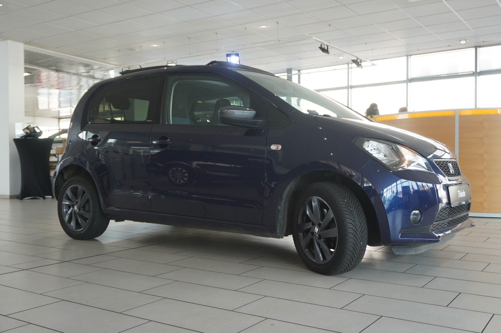 Fahrzeugabbildung SEAT Mii 1.0 CONNECT 5-TÜR NAVI/SPORT/SHZ/PANO./PDC