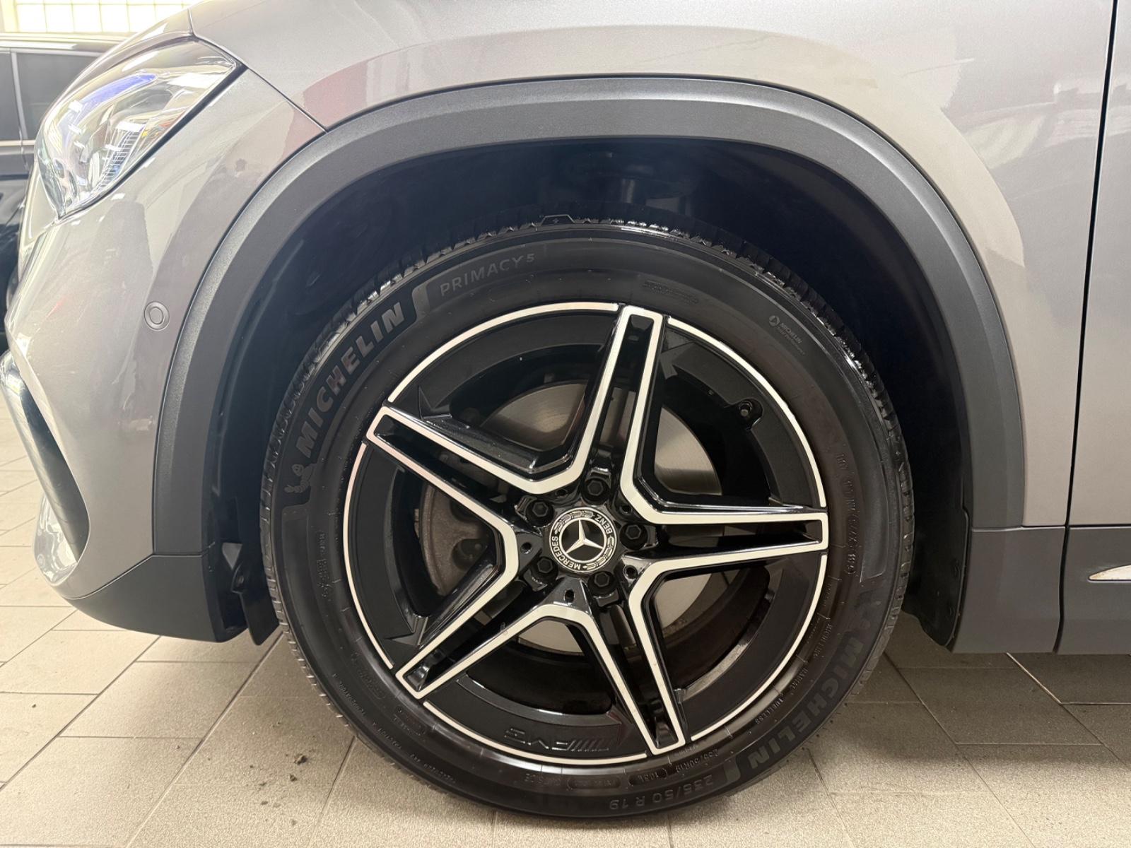 Mercedes-Benz GLA 220 d*AMG-LINE*AHK*MBUX*19 ZOLL*PARK-ASSIST*
