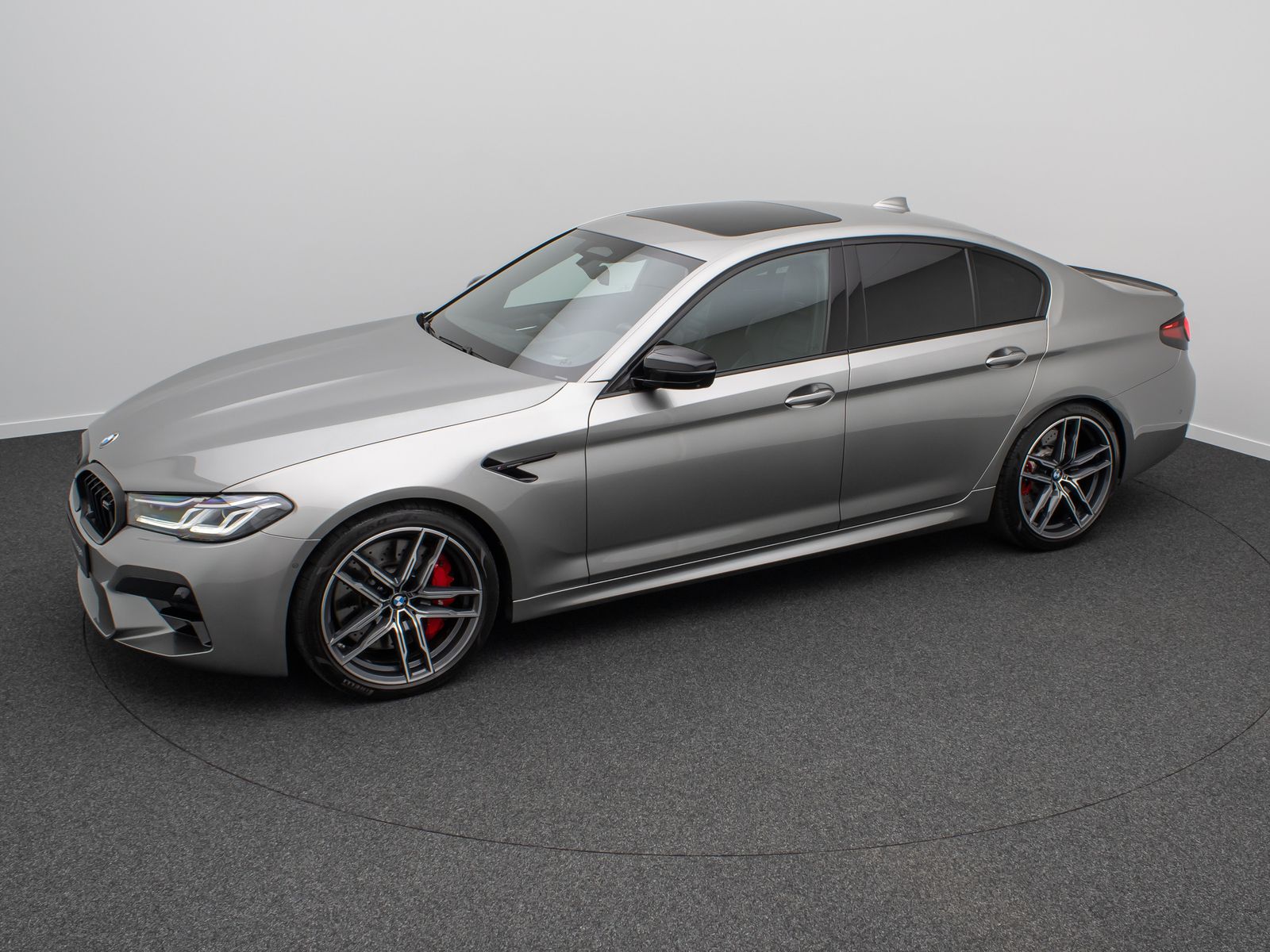 Fahrzeugabbildung BMW M5 Competition Laser 360°DAB SoftCl Glasdach AHK