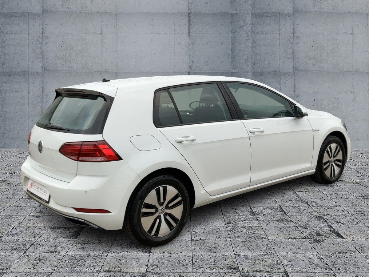 Volkswagen Golf - Bild 6