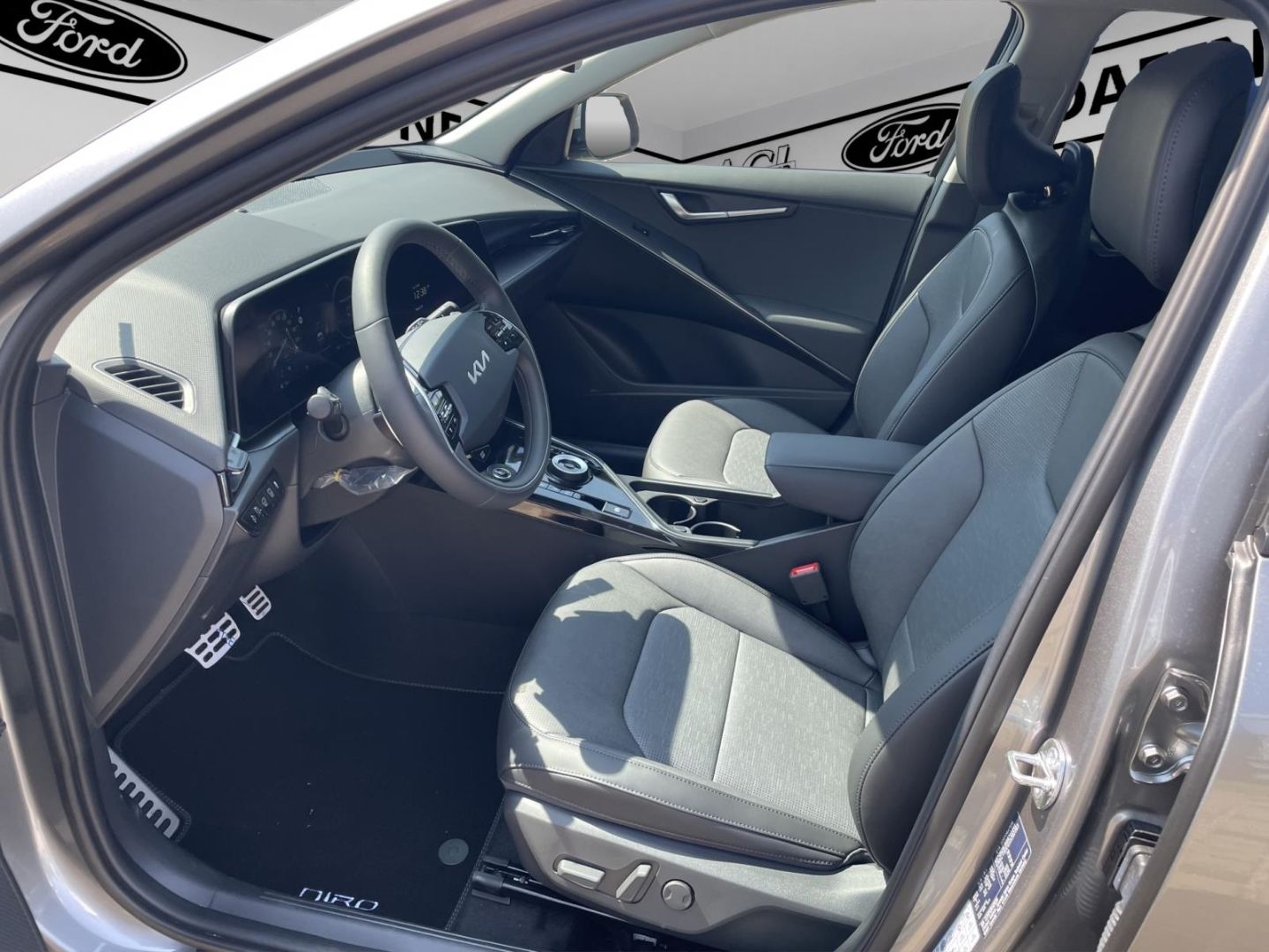 Fahrzeugabbildung Kia Niro Hybrid Spirit Sitzkühlung Kamera Tempomat