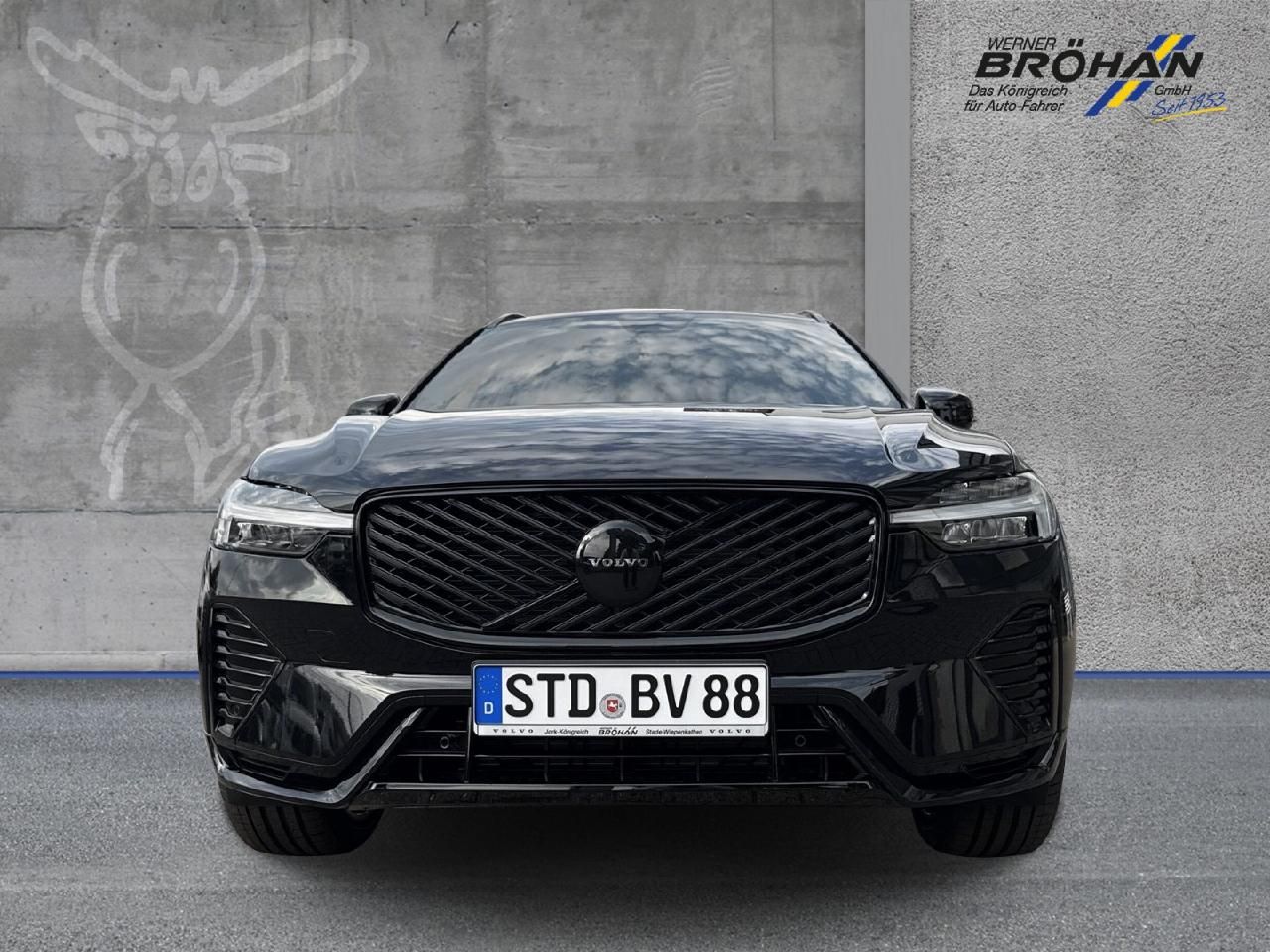Fahrzeugabbildung Volvo XC60 B5 Benzin AWD Plus Black Edition