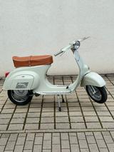 Piaggio Vespa / Oldtimer / Komplett restauriert / TOP - ROLLER OLDTIMER