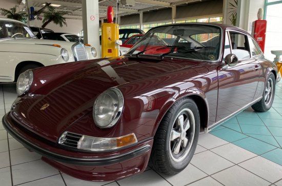 Porsche 911 2,2S Coupé restauriert matching No