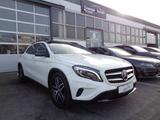 Mercedes-Benz GLA 250 4Matic 7G-DCT*1.HD*PANO*LEDER*Bi-XEN*KAM - gebrauchte Mercedes-Benz GLA 250 aus dem Jahr 2016