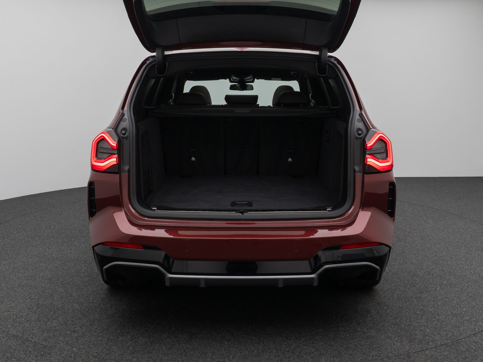 Fahrzeugabbildung BMW iX3 Impressive M Sport Panorama Kamera HUD H/K