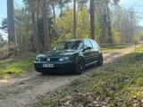 Volkswagen VW Golf 4 GTI - Volkswagen Golf aus 1998: GTI