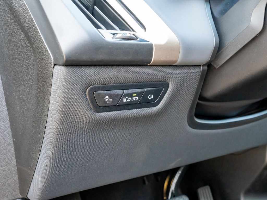 BMW iX M60 PANO AHK HUD 360° LASER LED SITZBELÜFTUNG foto 17