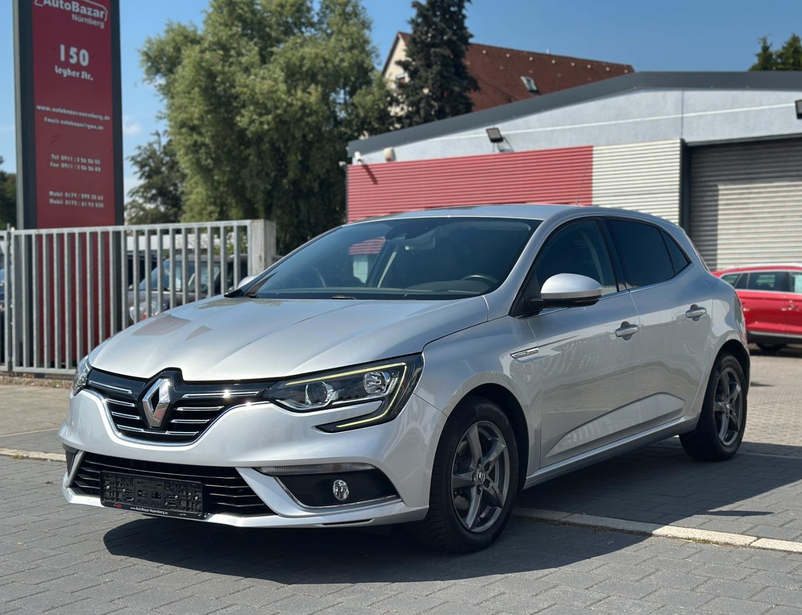 Renault Megane IV Lim. Intens / Kamera / Alu / Autom.