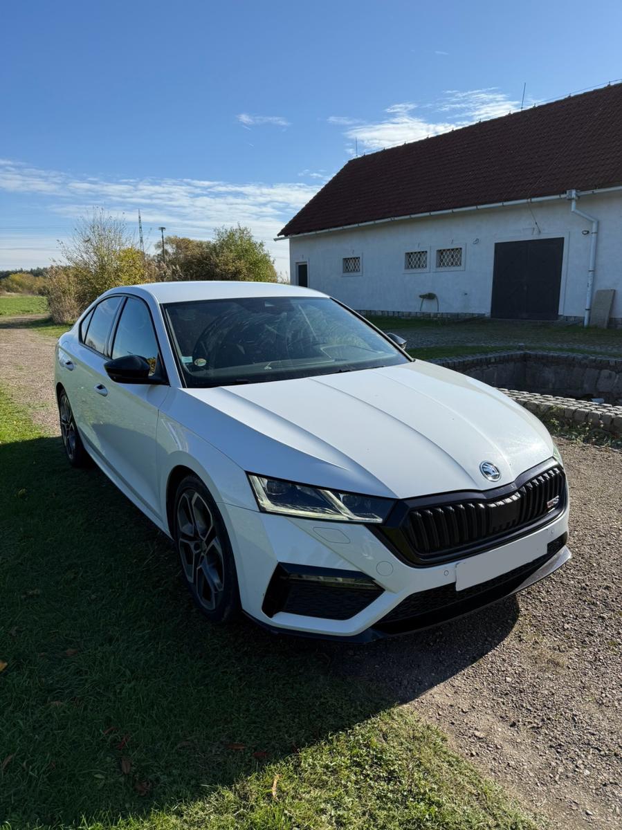 Skoda Octavia 2.0 TDI DSG RS