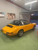 Porsche 911 2,4 T Urmodell Targa  Ölklappe - Porsche aus 1972: 911t