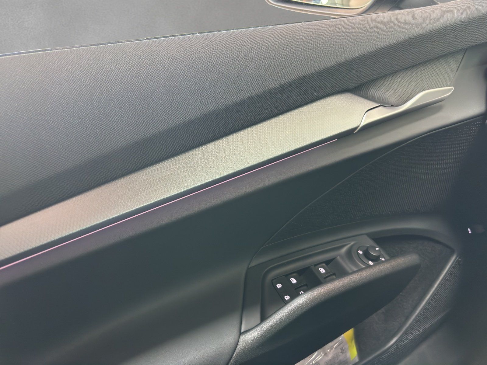Fahrzeugabbildung SKODA Enyaq 85 MAXX/PANO/AHK/HUD/ACC/360/CANTON