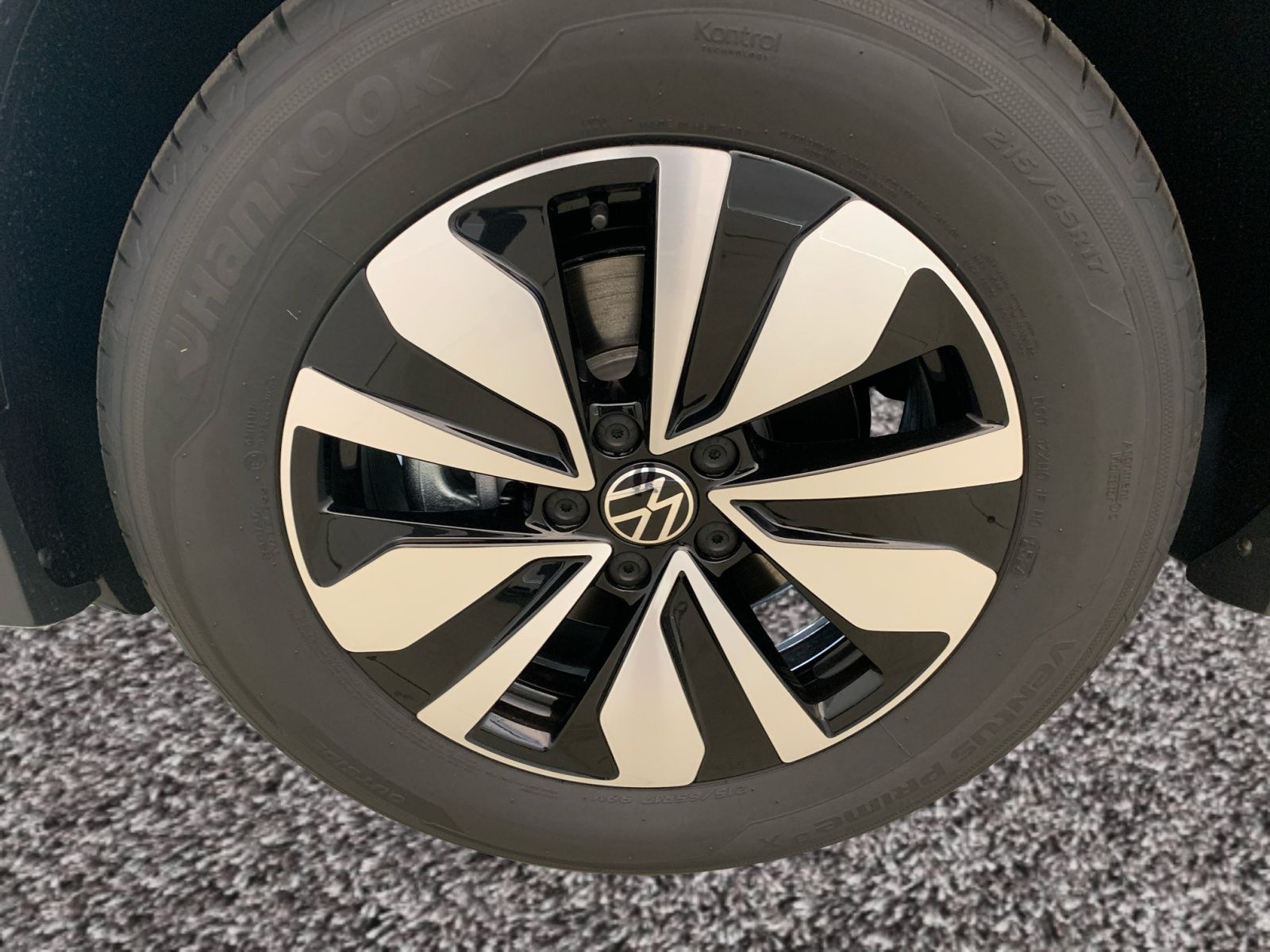 Volkswagen Tiguan Goal 1,5 TSI DSG AHK AREA NAVI LED ACC foto 5