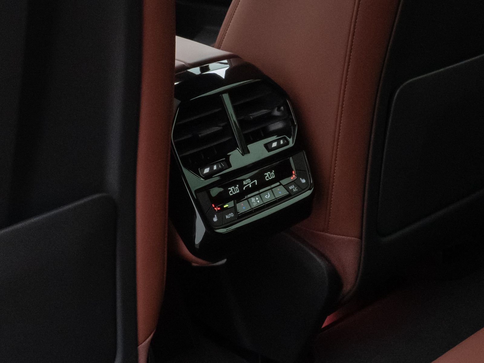 Fahrzeugabbildung BMW iX xD50  Sport Pano Sky-Lounge 360°Laser SoftCl