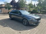 Skoda Superb 2.0 TSI 206kW DSG 4x4 SportLine  - Skoda Superb: Allradantrieb, Dsg