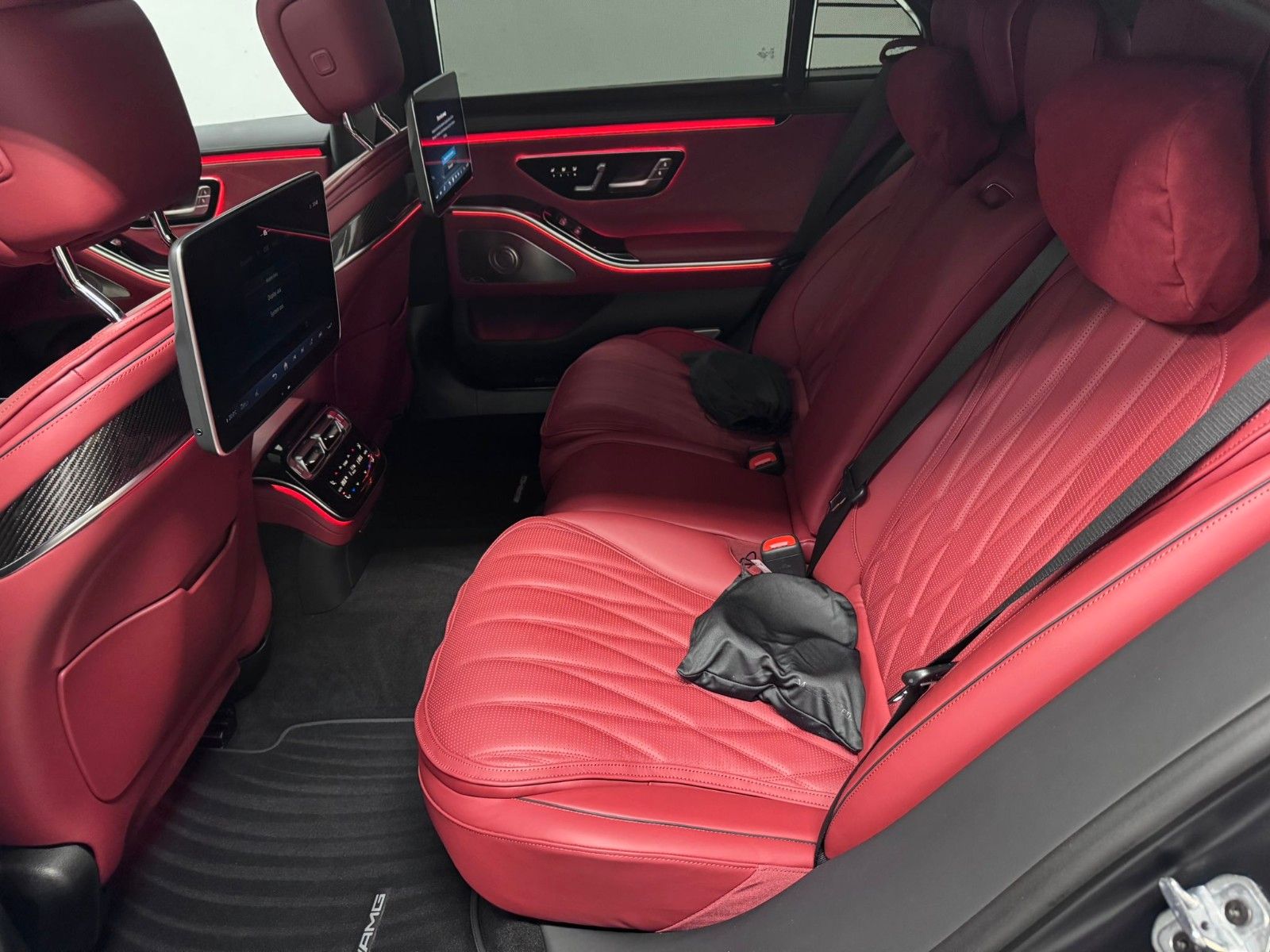 Fahrzeugabbildung Mercedes-Benz S 63 E Performance L  *MANUFAKTUR*