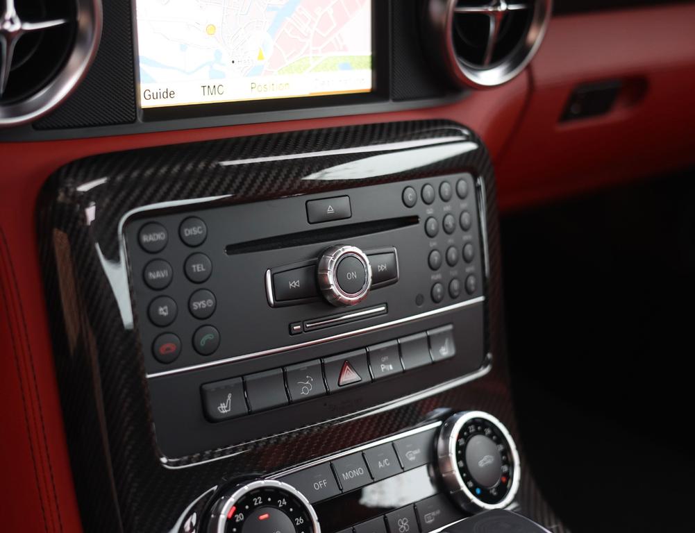 Mercedes-Benz SLS AMG