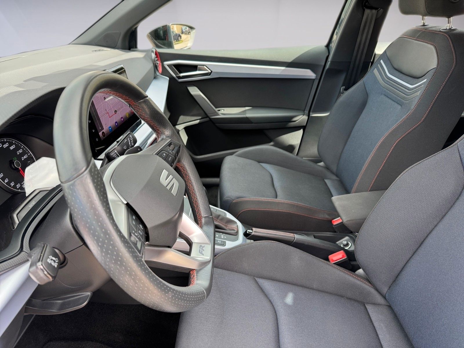Fahrzeugabbildung SEAT Arona FR-Line 1.0 TSI