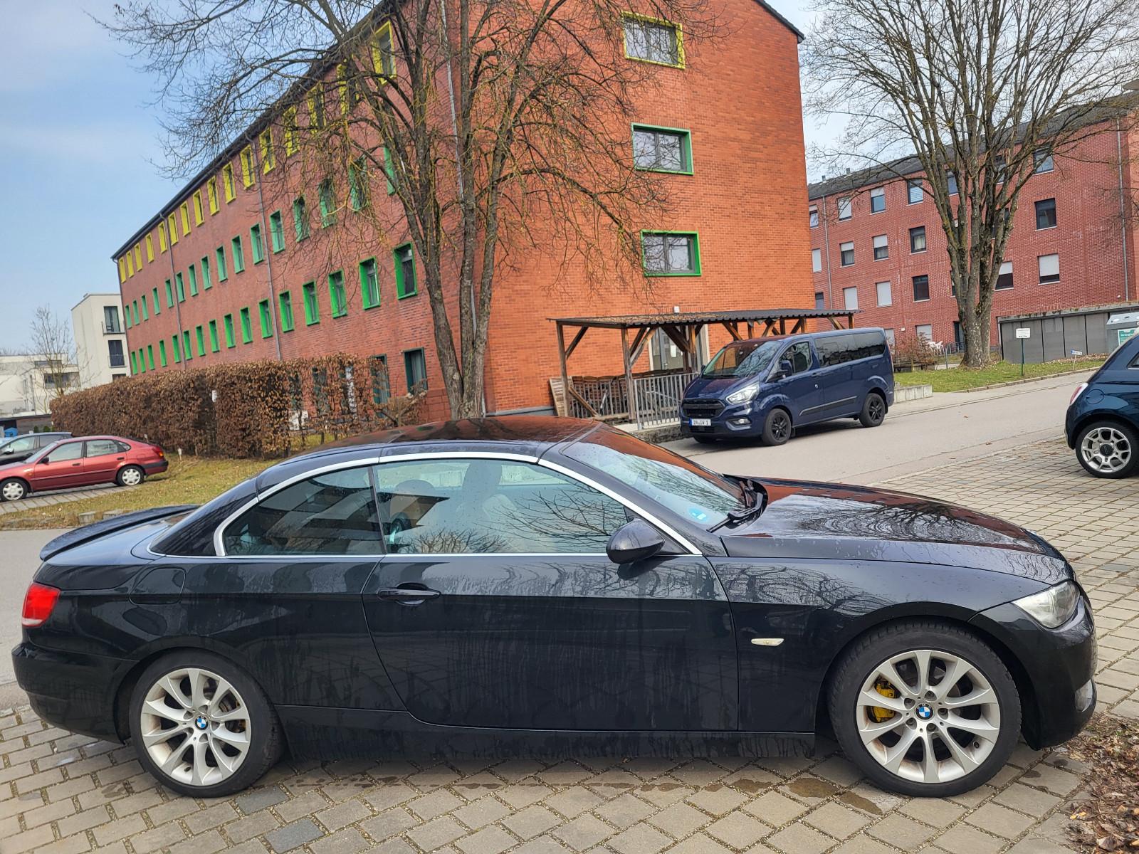 BMW Cabrio 320i*LEDER*KLIMA*ALU*XENON*TÜV Neu*