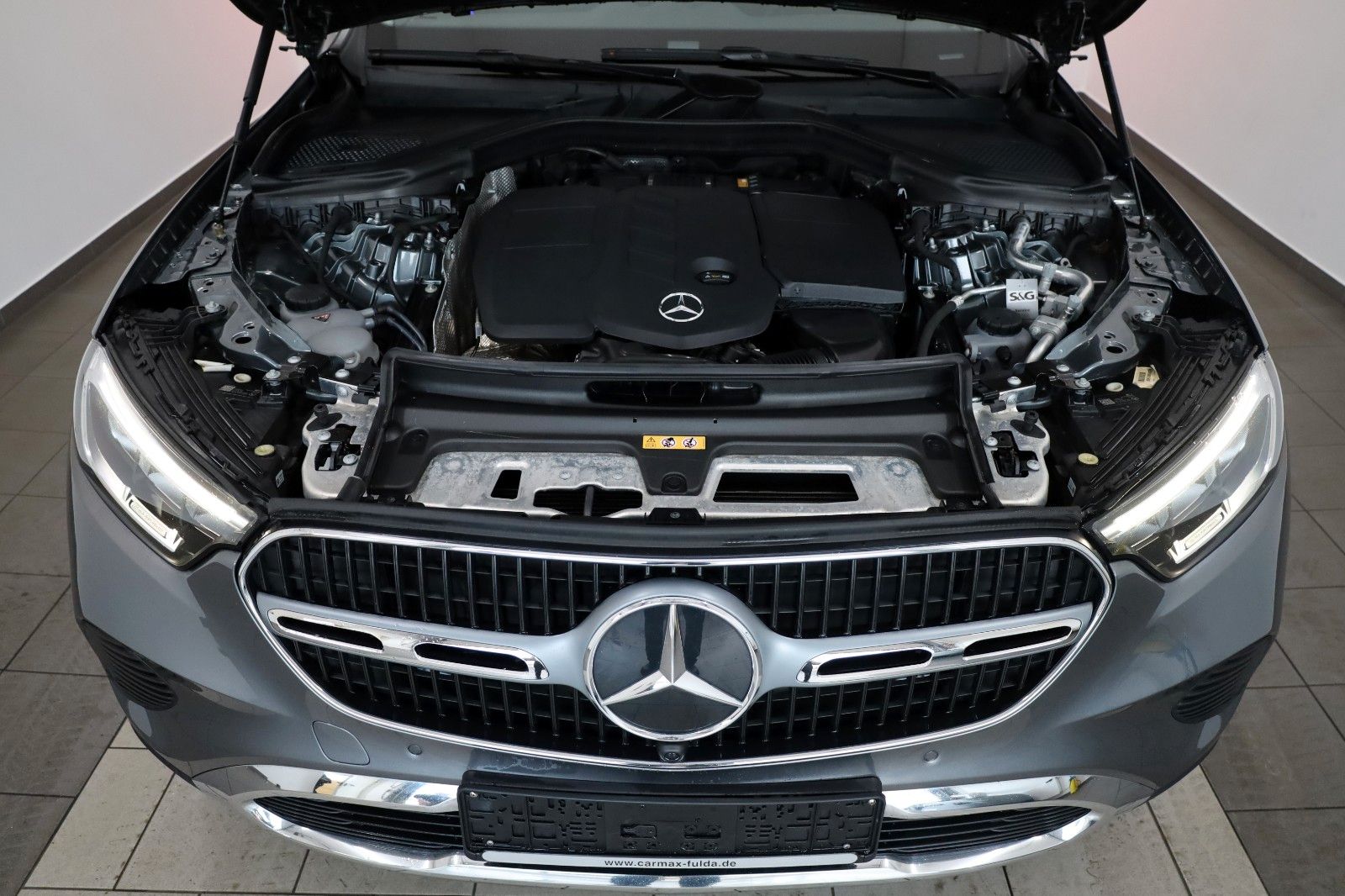 Fahrzeugabbildung Mercedes-Benz GLC 220d 4M Avantgarde,Leder,Navi,ACC,ParkPak+WR
