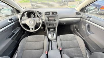 Volkswagen Golf - 11
