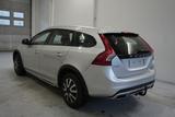 Volvo V60 Cross Country 2,0 D4 Aut.  Momentum *TOP* - silberne Volvo V60 Cross Country
