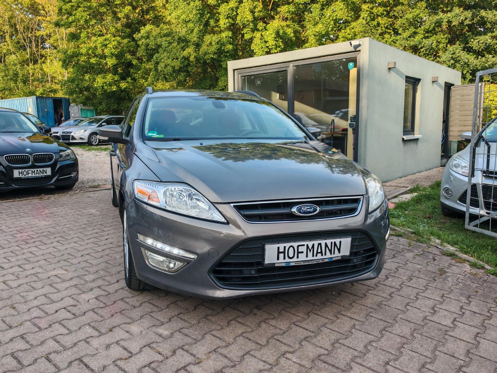 Ford Mondeo 2014 — interior