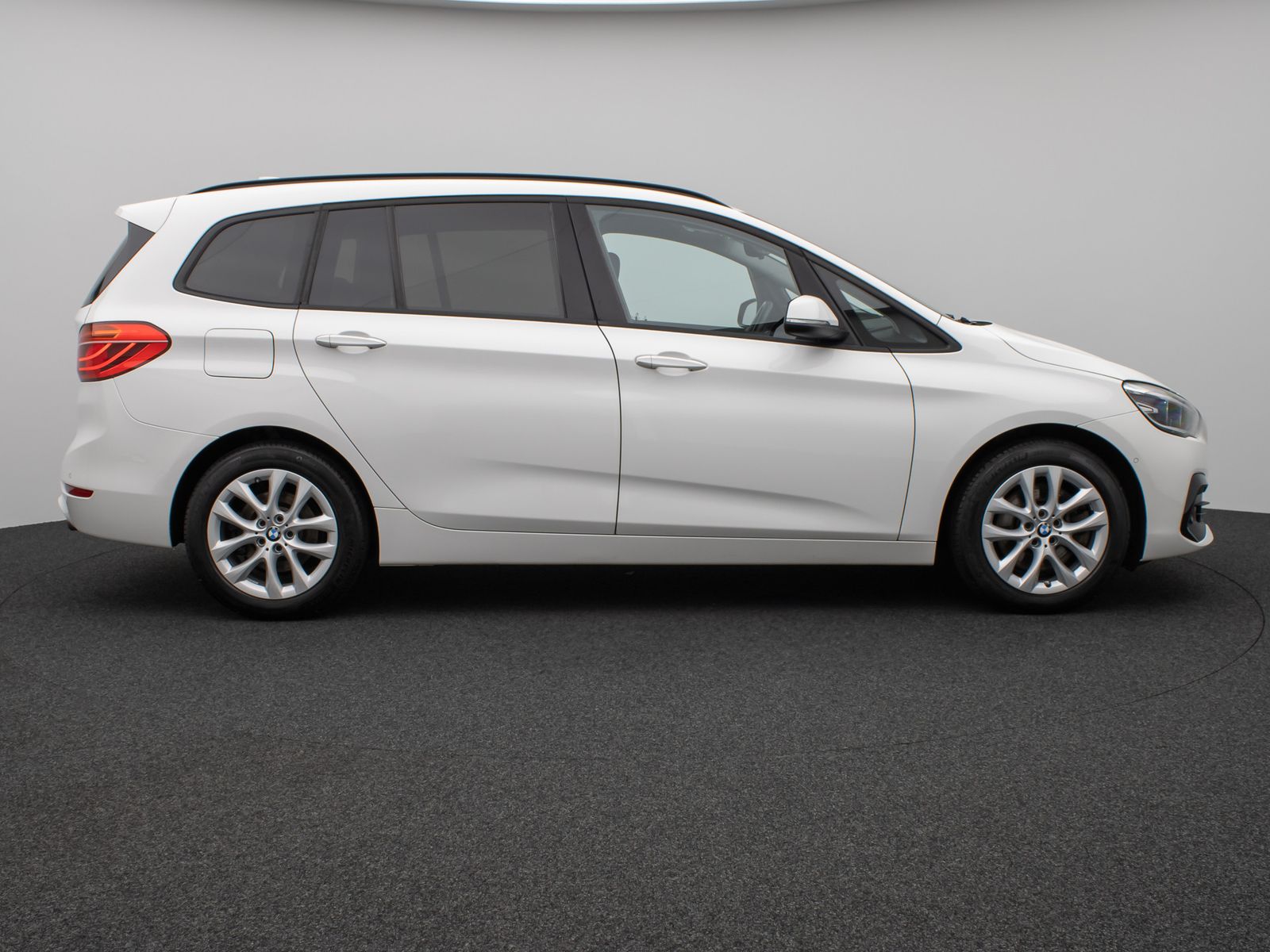 Fahrzeugabbildung BMW 220d Gran Tourer Advantage Kamera HUD Komfort