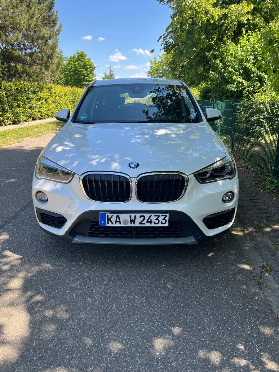 BMW X1 sDrive18d Advantage Steptronic