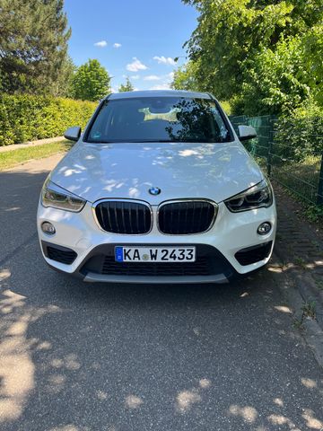 BMW X1 sDrive18d Advantage Steptronic