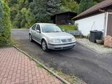Volkswagen VW Bora 1.6SR wenig Kilometer - gebrauchte VW Bora aus dem Jahr 2000