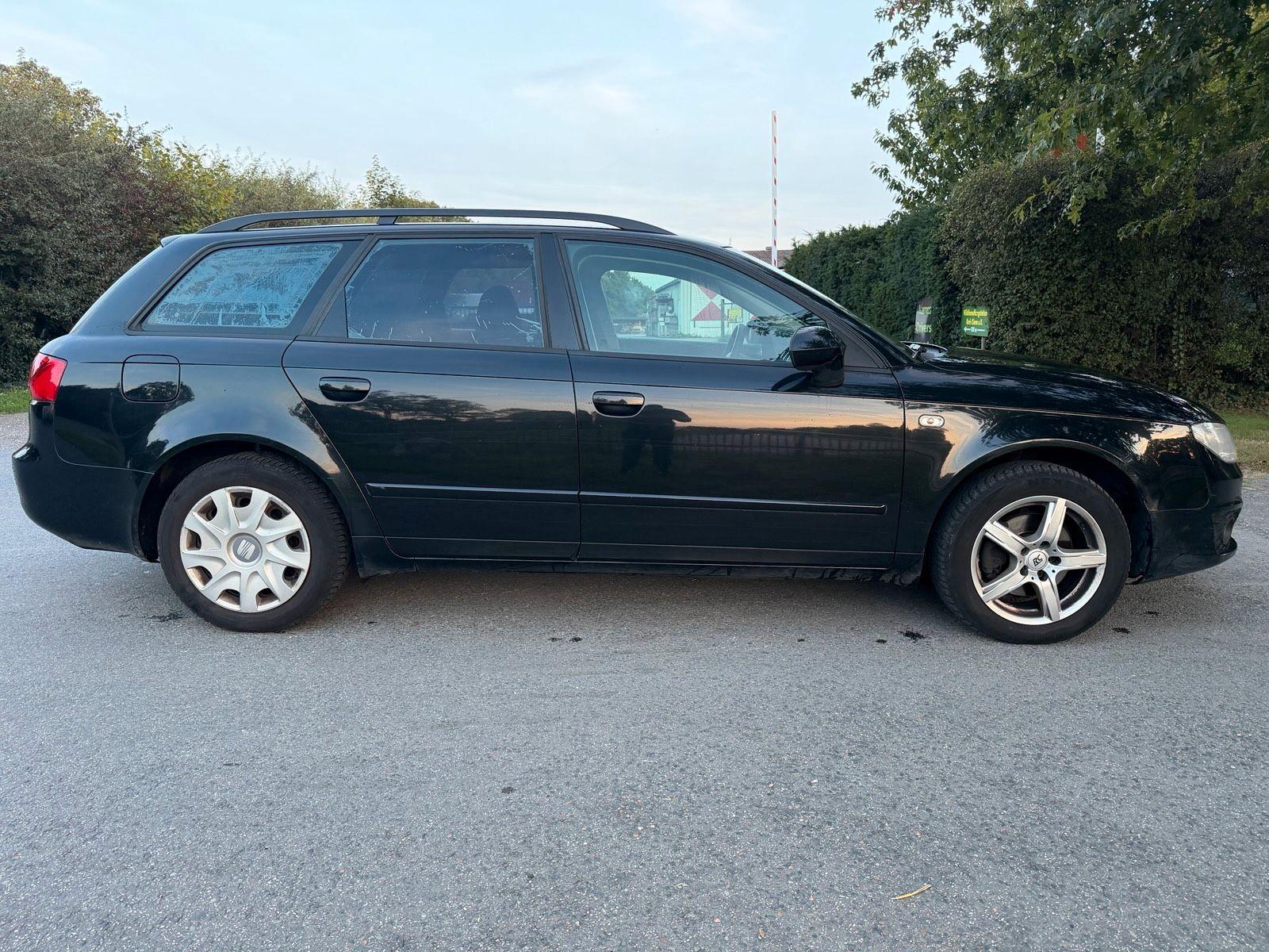 Seat Exeo 2011 — салон