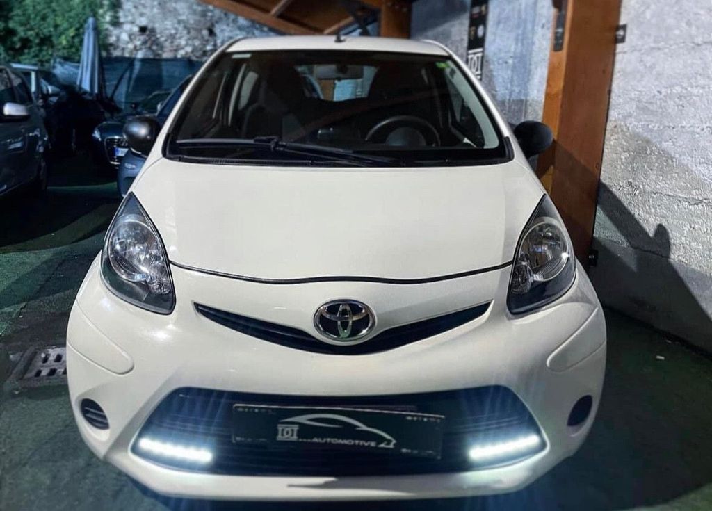 Toyota Aygo (X)